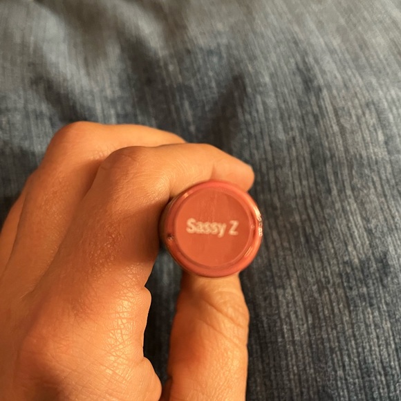 Lipsense - Picture 3 of 5